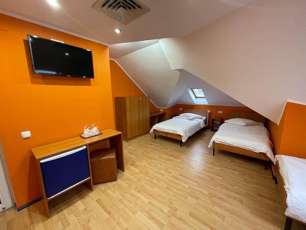 Pensiunea Relax Рымнику-Вылча Экстерьер фото