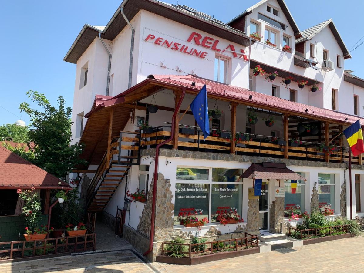 Pensiunea Relax Рымнику-Вылча Экстерьер фото